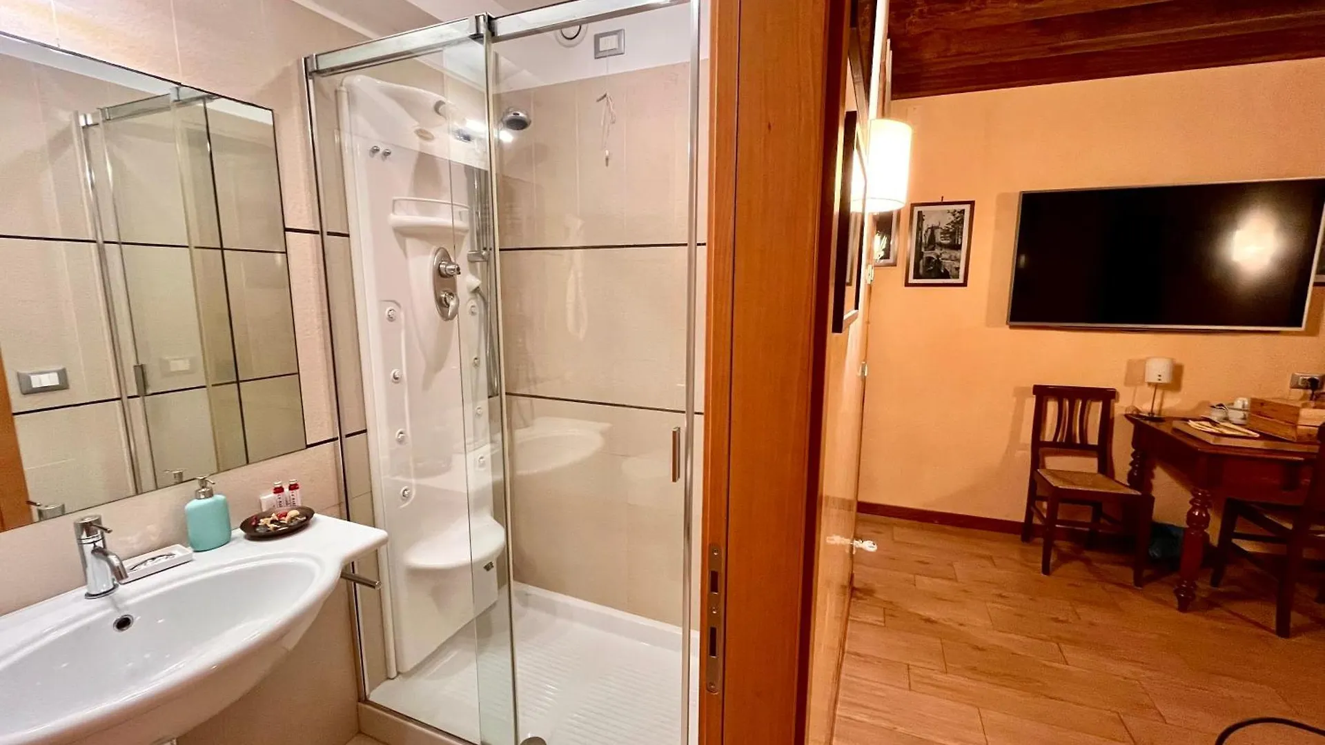 Bed and Breakfast San Cassiano jacuzzi Venezia 0*,  Italia